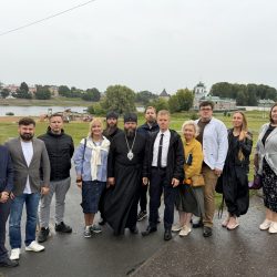 В Мирожском монастыре прошло выездное совещание по вопросам сотрудничества Русской Православной Церкви и Минстроя России