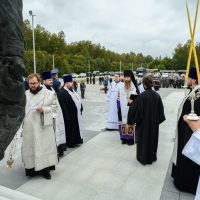 У мемориального комплекса на кладбище «Белый Мох» состоялась заупокойная лития