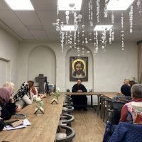 В Надвратном корпусе Псковской епархии прошла очередная встреча из цикла «Духовные беседы»